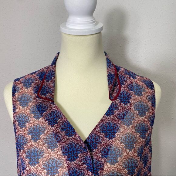 Cabi Burgundy & Blue Sleeveless Sheer Fan Blouse Women's Size Small - Picture 14 of 16